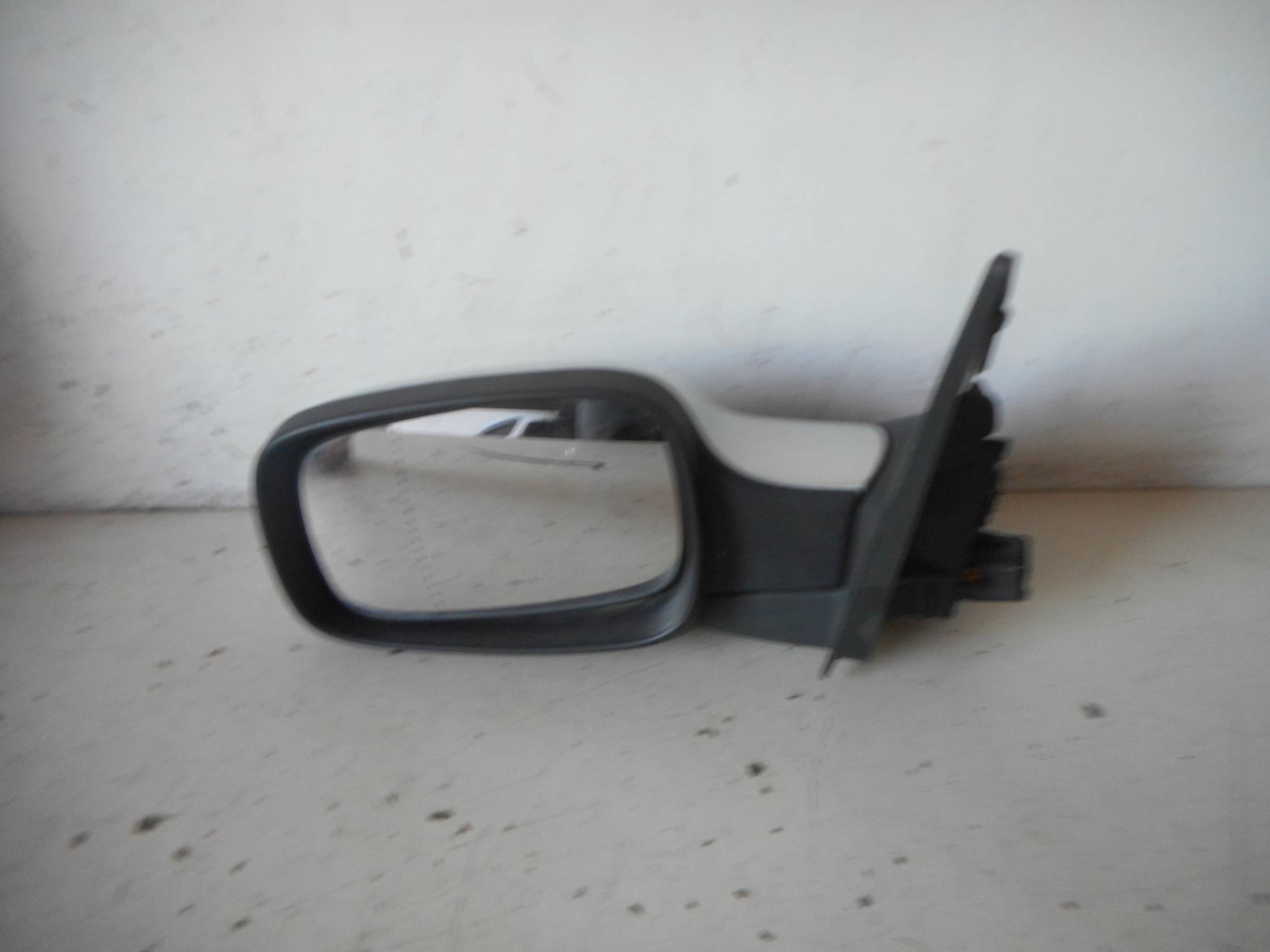 Retrovisore est. regolaz. elettr. sx.